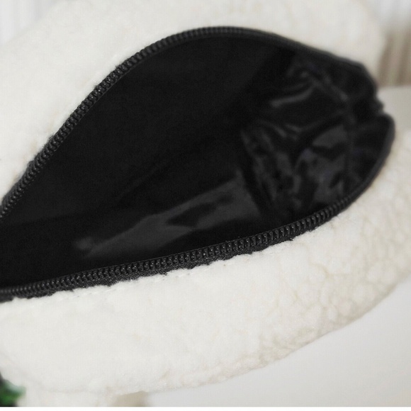 Kate Spade Faux Sherpa Cosmetic Bag/ Makeup Travel Pouch Wristlet - Picture 2 of 6